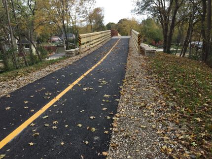 Prairie Trail crossing bridges at Fox River