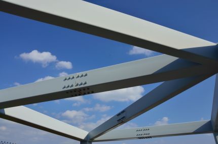 Steel cross beams on bridge