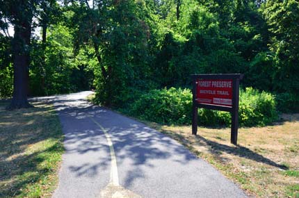 Southern end of the North Branch Trail